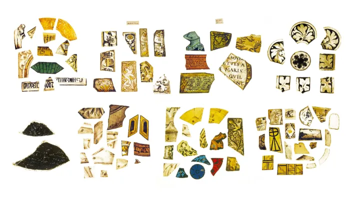 Ensemble des fragments conservés dans la boîte AD 2616 avant le récolement
